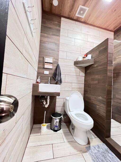 Appartamento Apartamento H Gonzalez 14 Alajuela Esterno foto