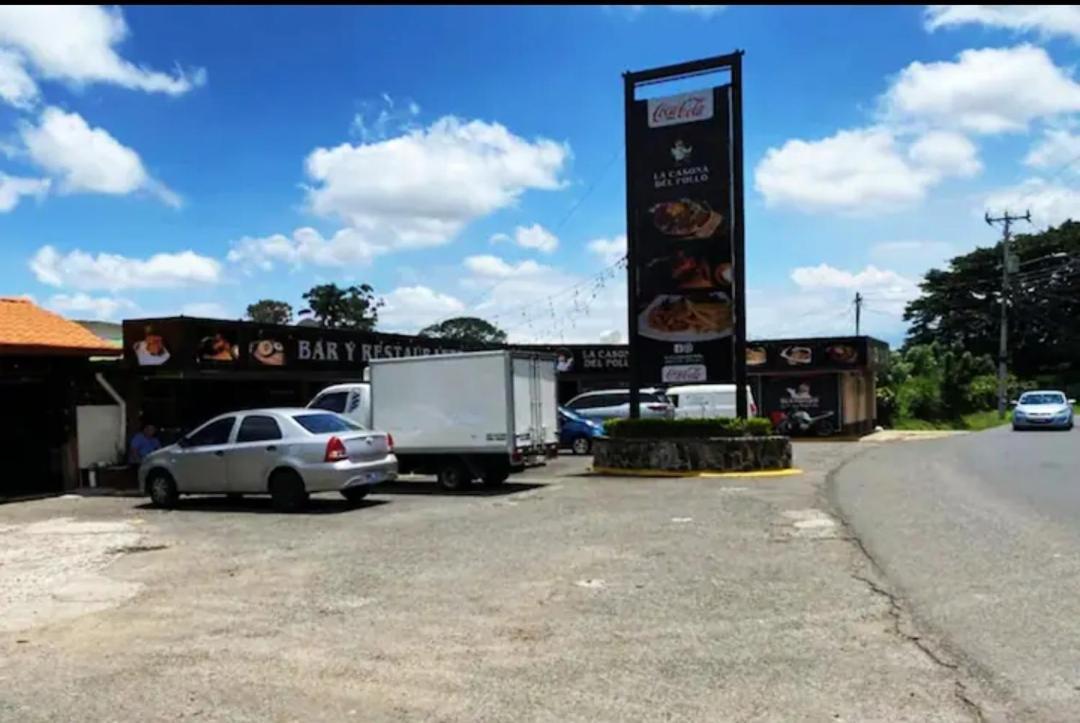 Appartamento Apartamento H Gonzalez 14 Alajuela Esterno foto