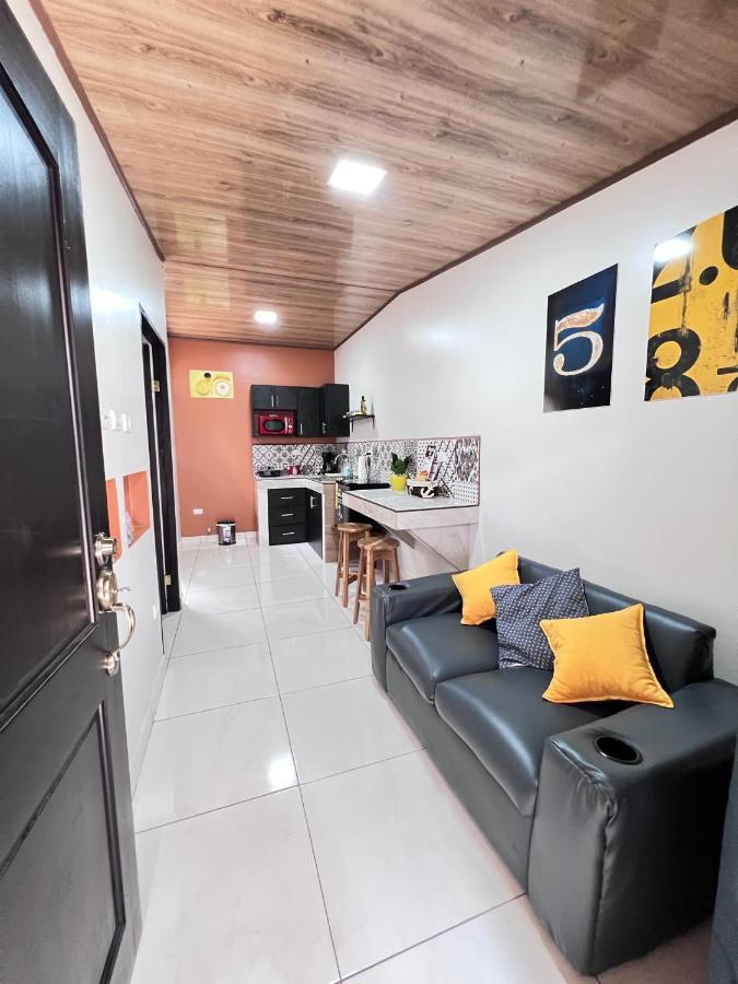Appartamento Apartamento H Gonzalez 14 Alajuela Esterno foto